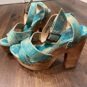 Bed Stu Madeline Teal Lux